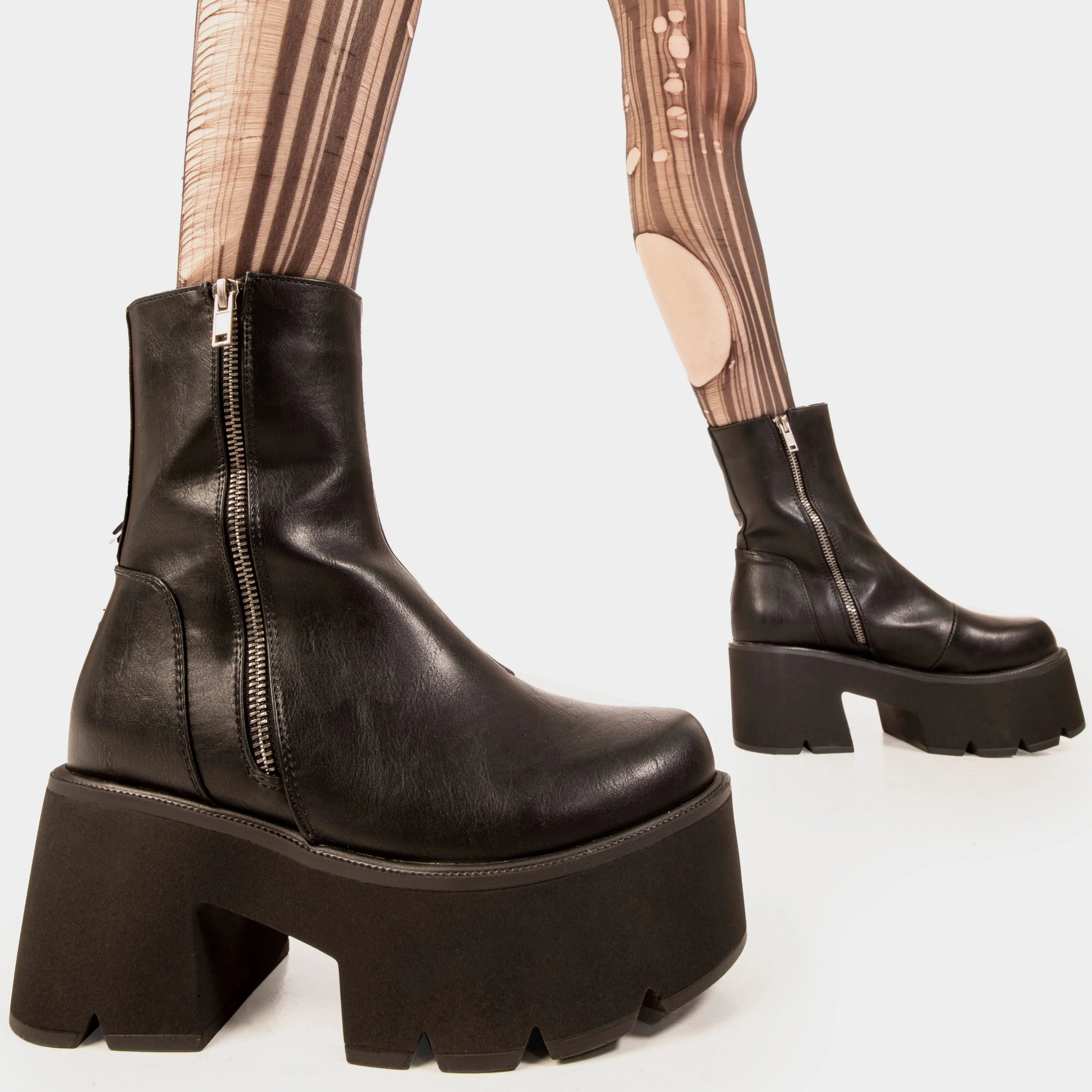 Tell Me Lies Chunky Platform Boots – LAMODA US